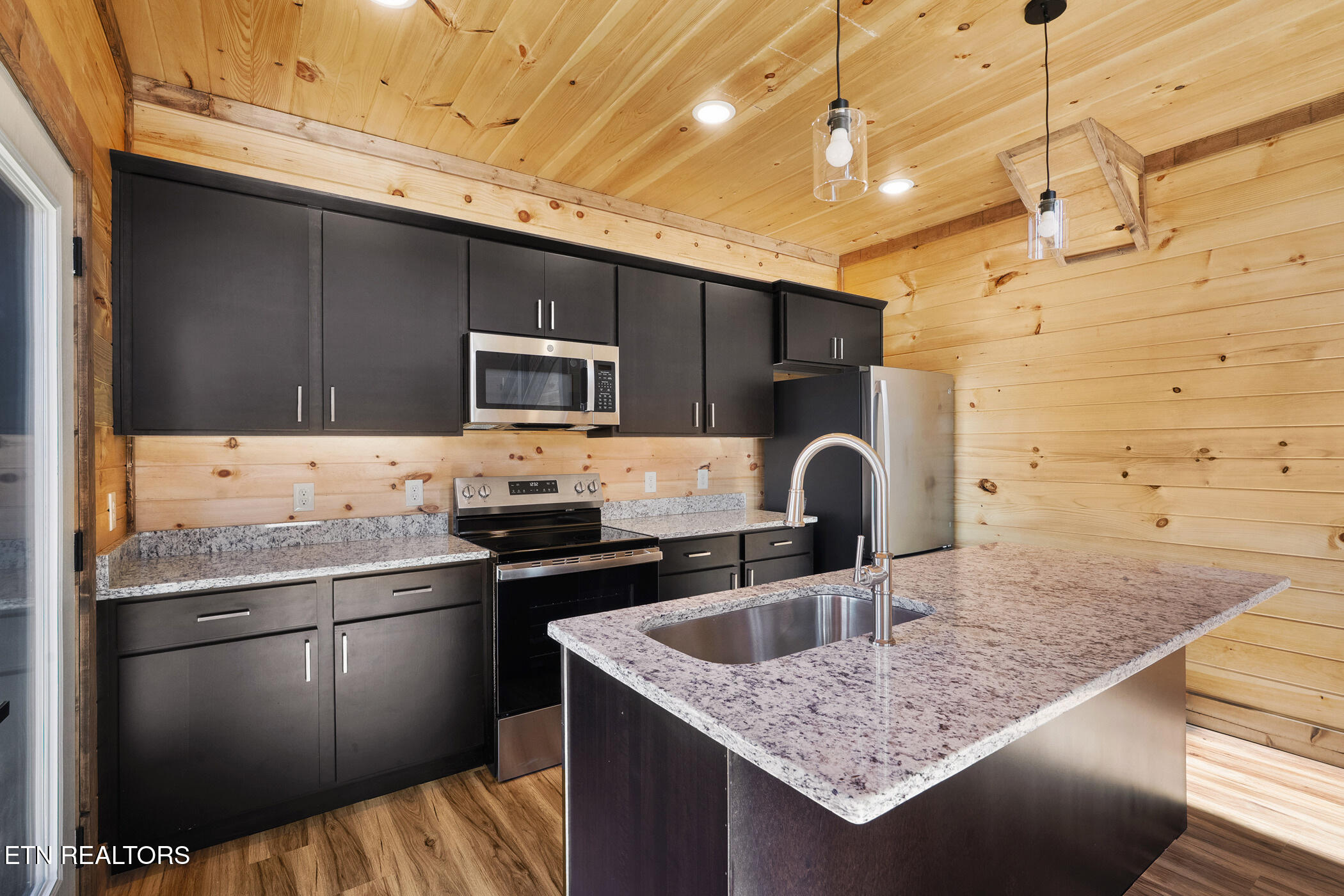 1568 Rainbow Ridge Way Sevierville, TN 37862 - Photo 15 of 52 dsc07979