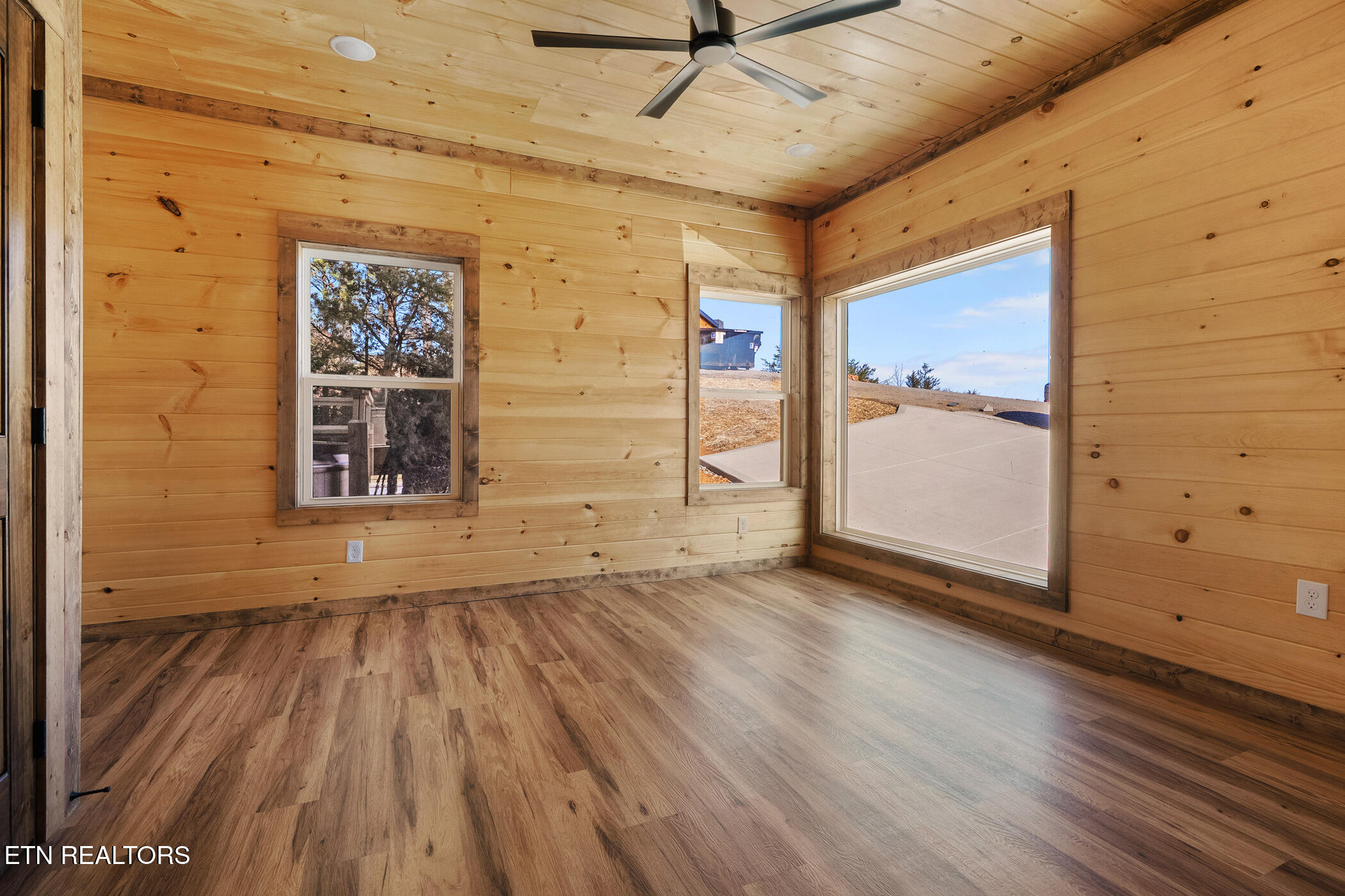 1568 Rainbow Ridge Way Sevierville, TN 37862 - Photo 19 of 52 dsc07924