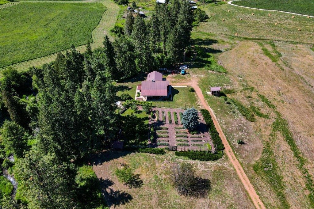 2447A Pierre Lake Road, Unit A Kettle Falls, WA 99141 - Photo 47 of 50