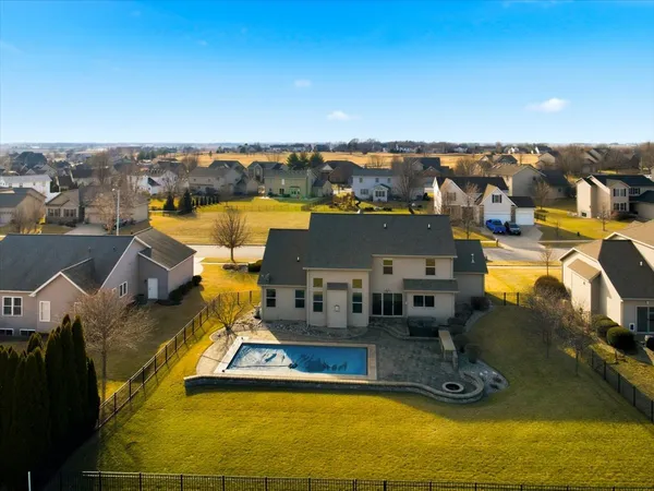 $580,000 | 2706 Piney Run, Bloomington, IL 61705
