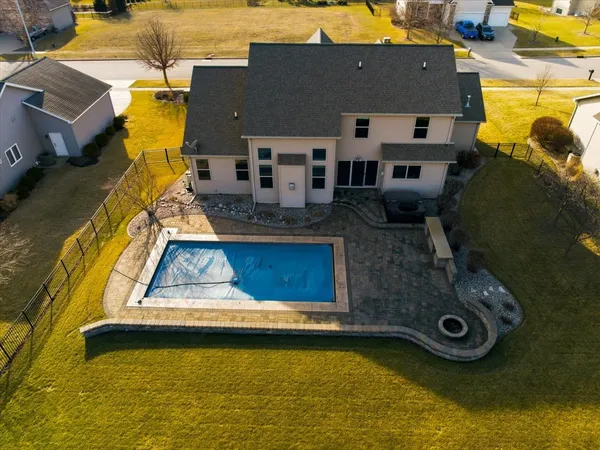 $580,000 | 2706 Piney Run, Bloomington, IL 61705