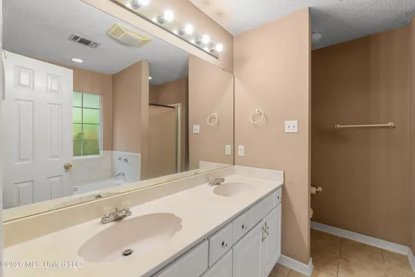 $300,000 | 107 Brentwood Drive, Picayune, MS 39466