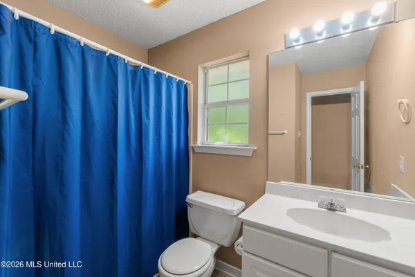 $300,000 | 107 Brentwood Drive, Picayune, MS 39466