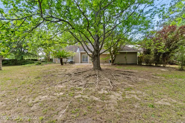 $300,000 | 107 Brentwood Drive, Picayune, MS 39466