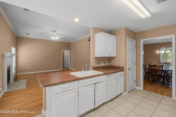 $300,000 | 107 Brentwood Drive, Picayune, MS 39466