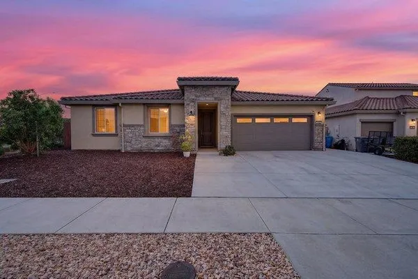 $823,999 | 3088 Palomino Way, Hollister, CA 95023