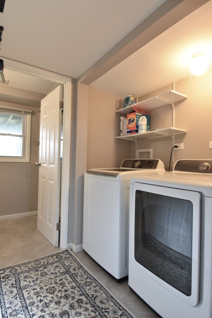 765 Freeman Road Hoffman Estates, IL 60192 - Photo 19 of 23