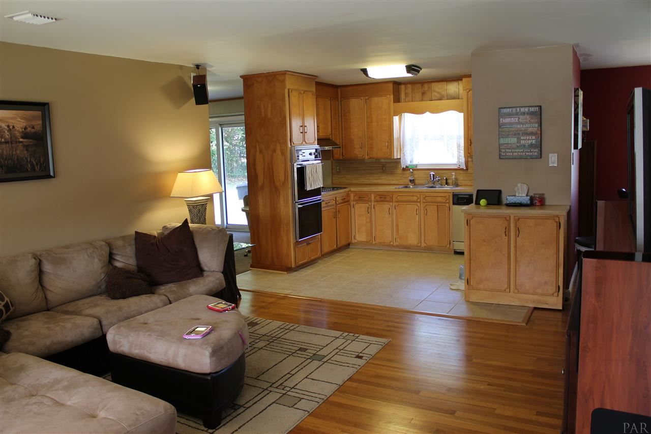 3980 Aiken Road Pensacola, FL 32503 - Photo 12 of 38 Gallery Image 12