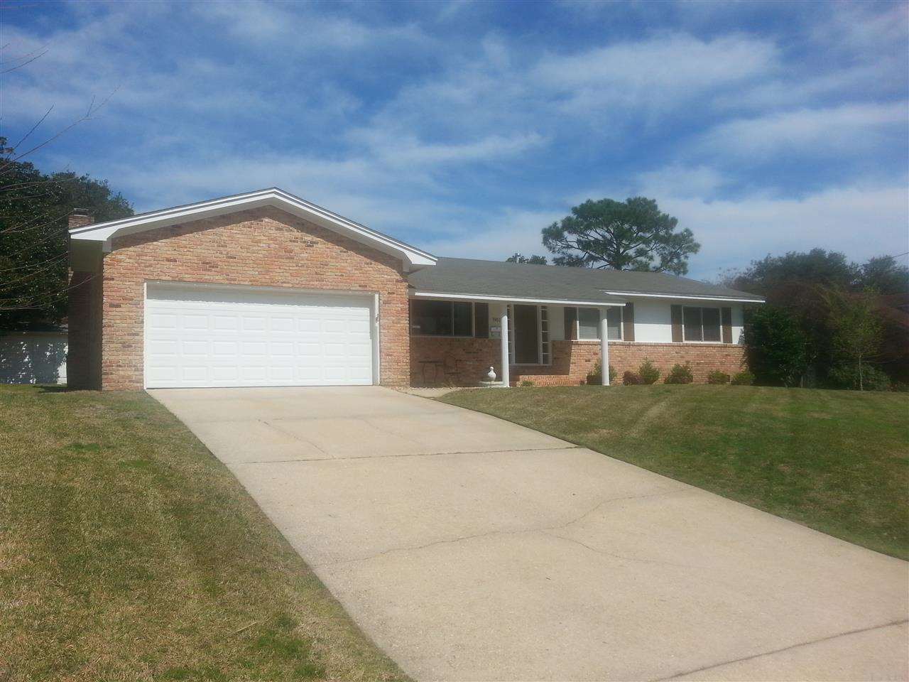 3980 Aiken Road Pensacola, FL 32503 - Photo 4 of 38 Gallery Image 4