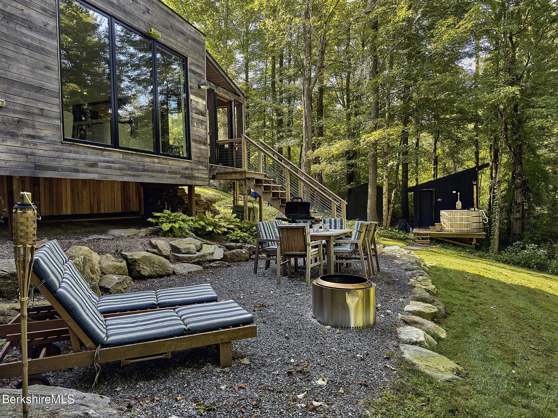 15 Mahkeenac Heights Road Stockbridge, MA 01262 - Photo 24 of 34 Outdoor seating and dining area