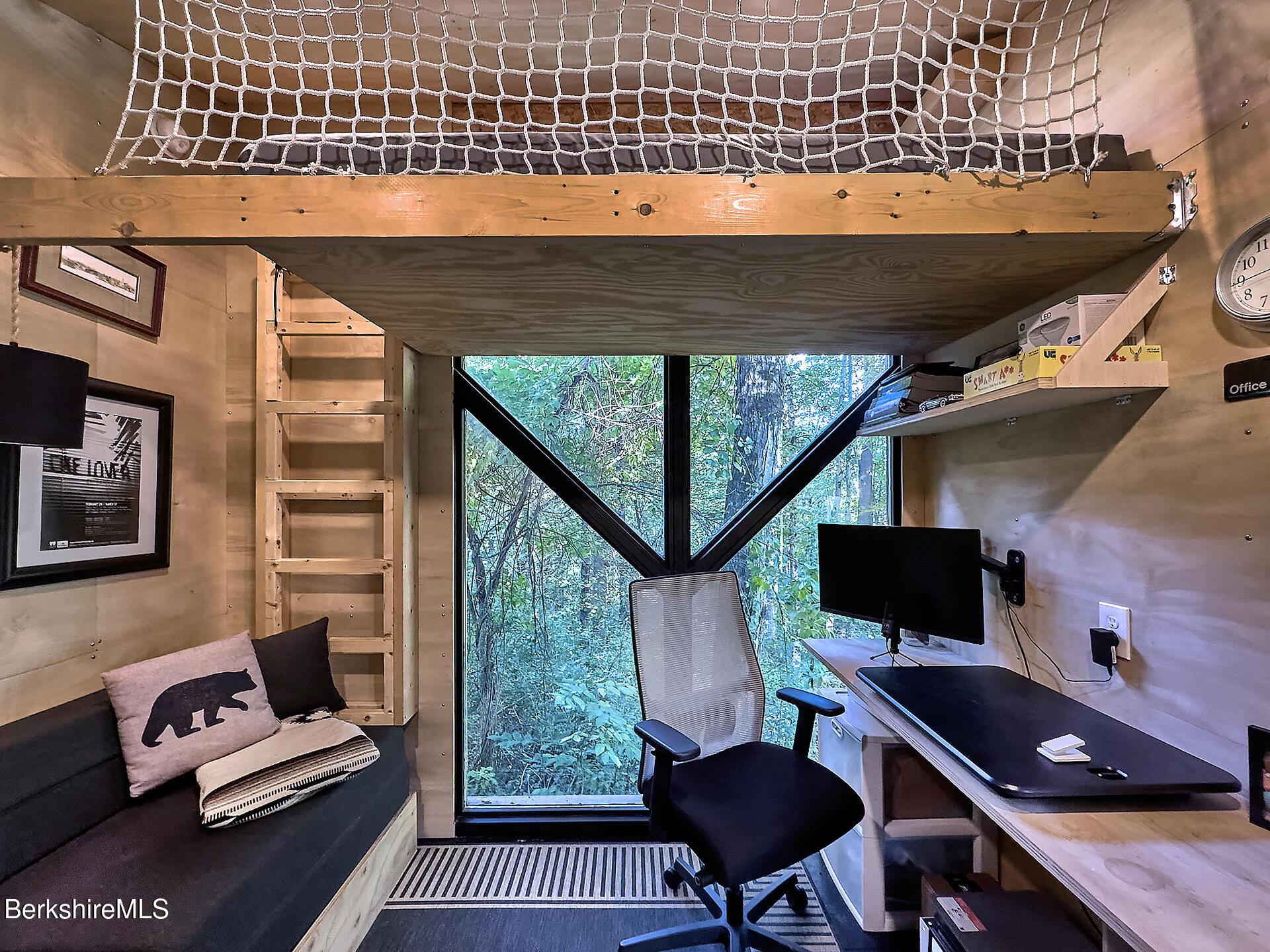 15 Mahkeenac Heights Road Stockbridge, MA 01262 - Photo 26 of 34 Office / Gym