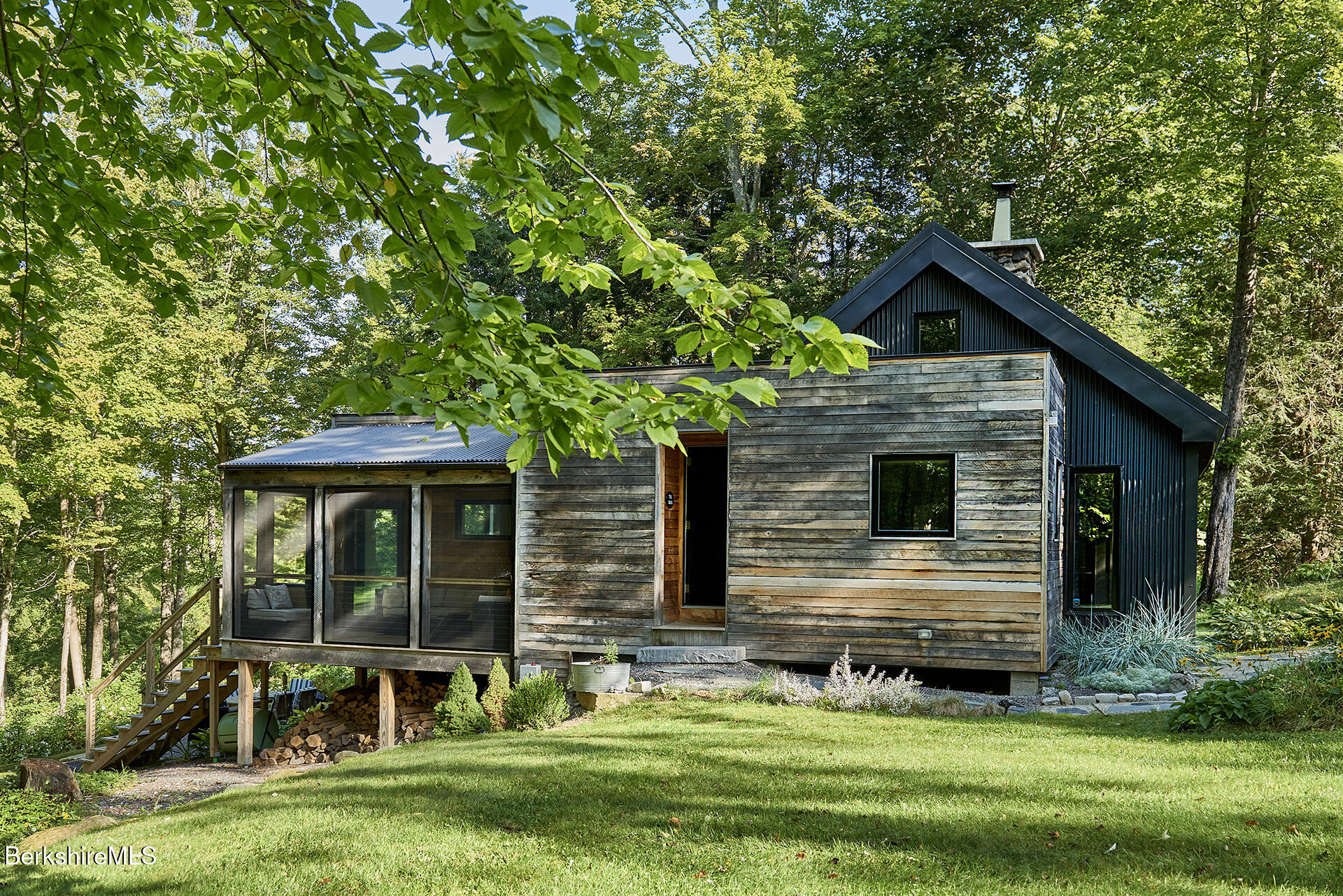 15 Mahkeenac Heights Road Stockbridge, MA 01262 - Photo 30 of 34 Exterior