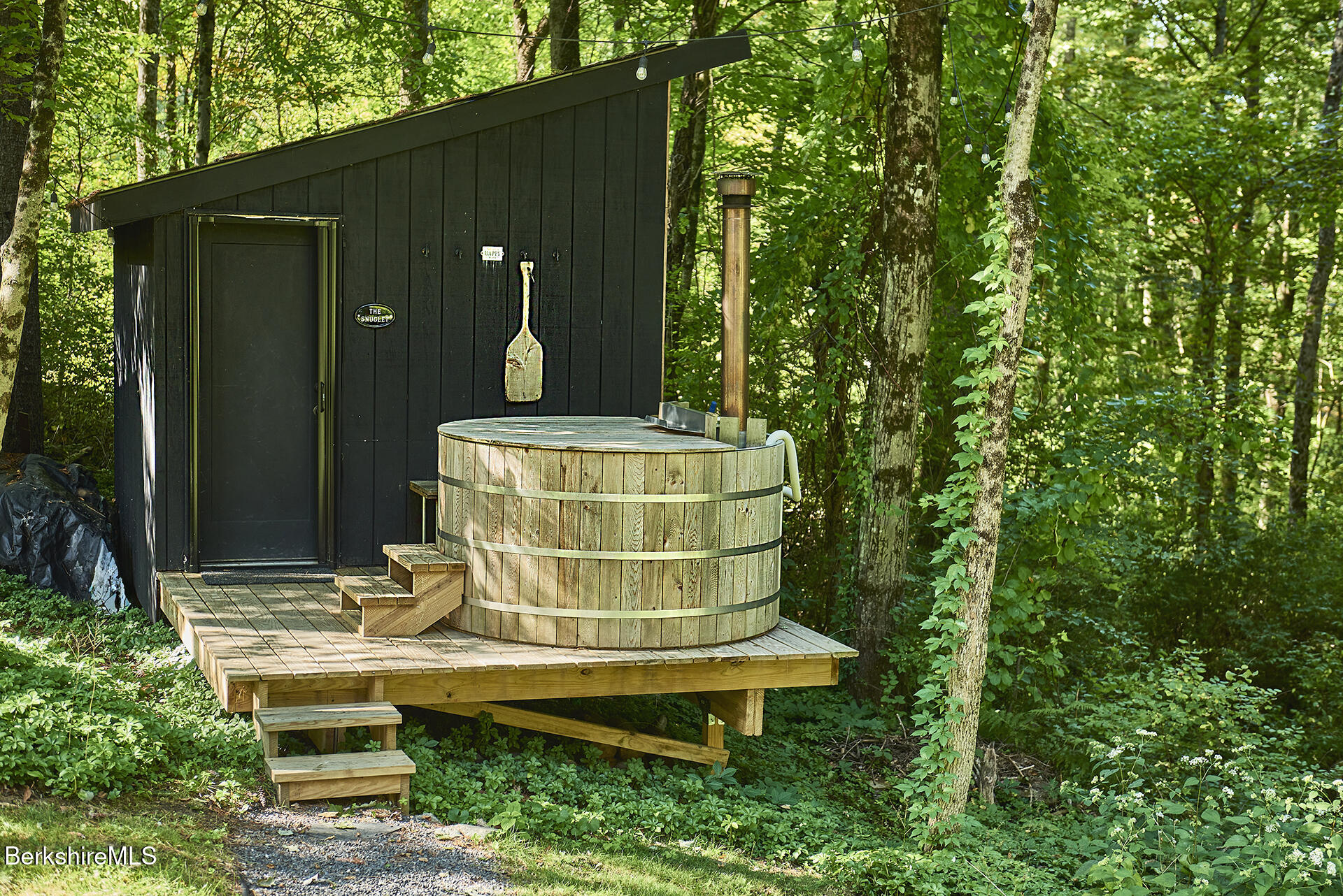 15 Mahkeenac Heights Road Stockbridge, MA 01262 - Photo 31 of 34 Office / Gym