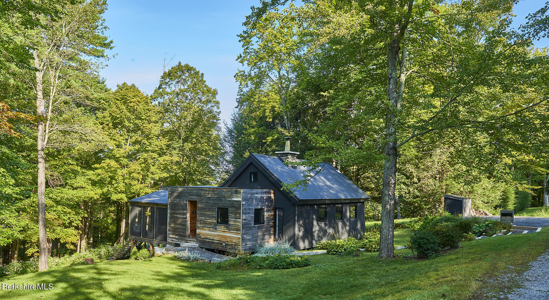 15 Mahkeenac Heights Road Stockbridge, MA 01262 - Photo 33 of 34 Exterior