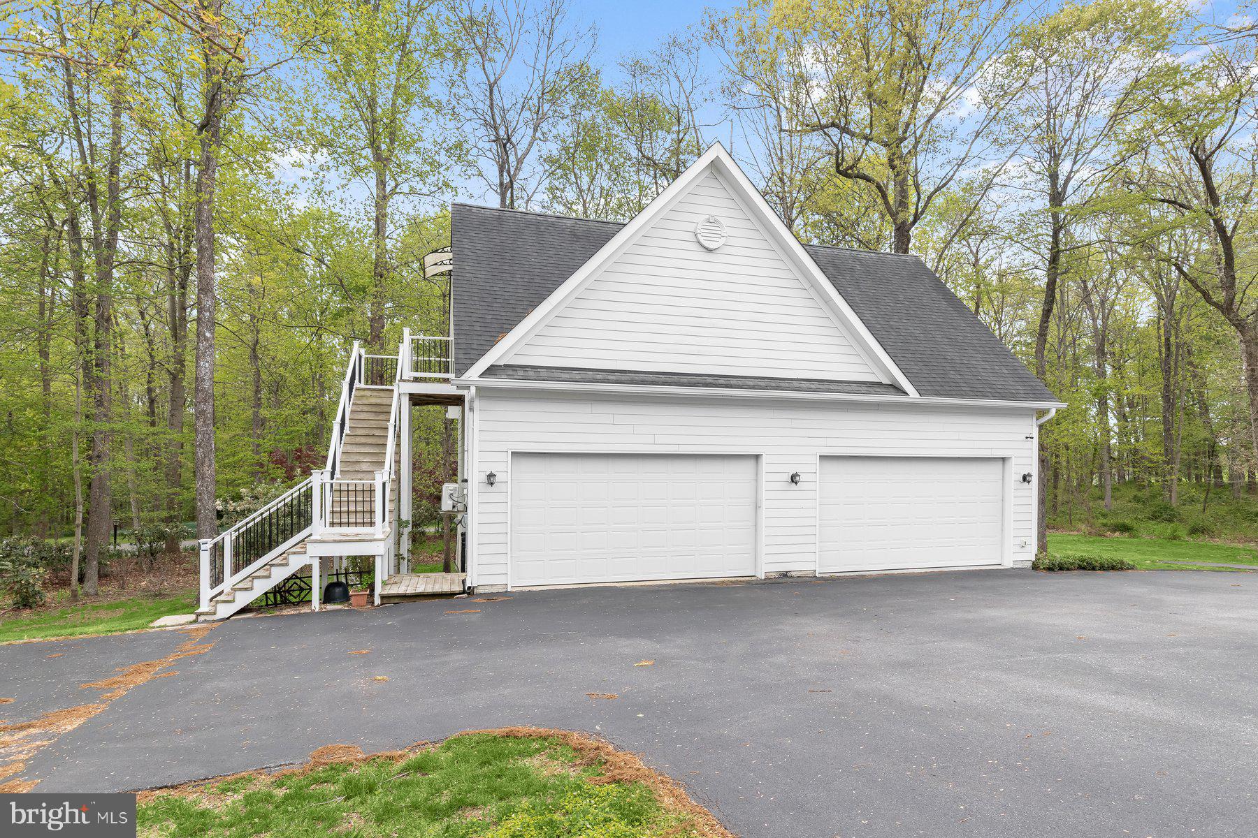 15101 Union Chapel Road Woodbine, MD 21797 - Photo 3 of 95 Detached 4car garage with finished loft & plumbing