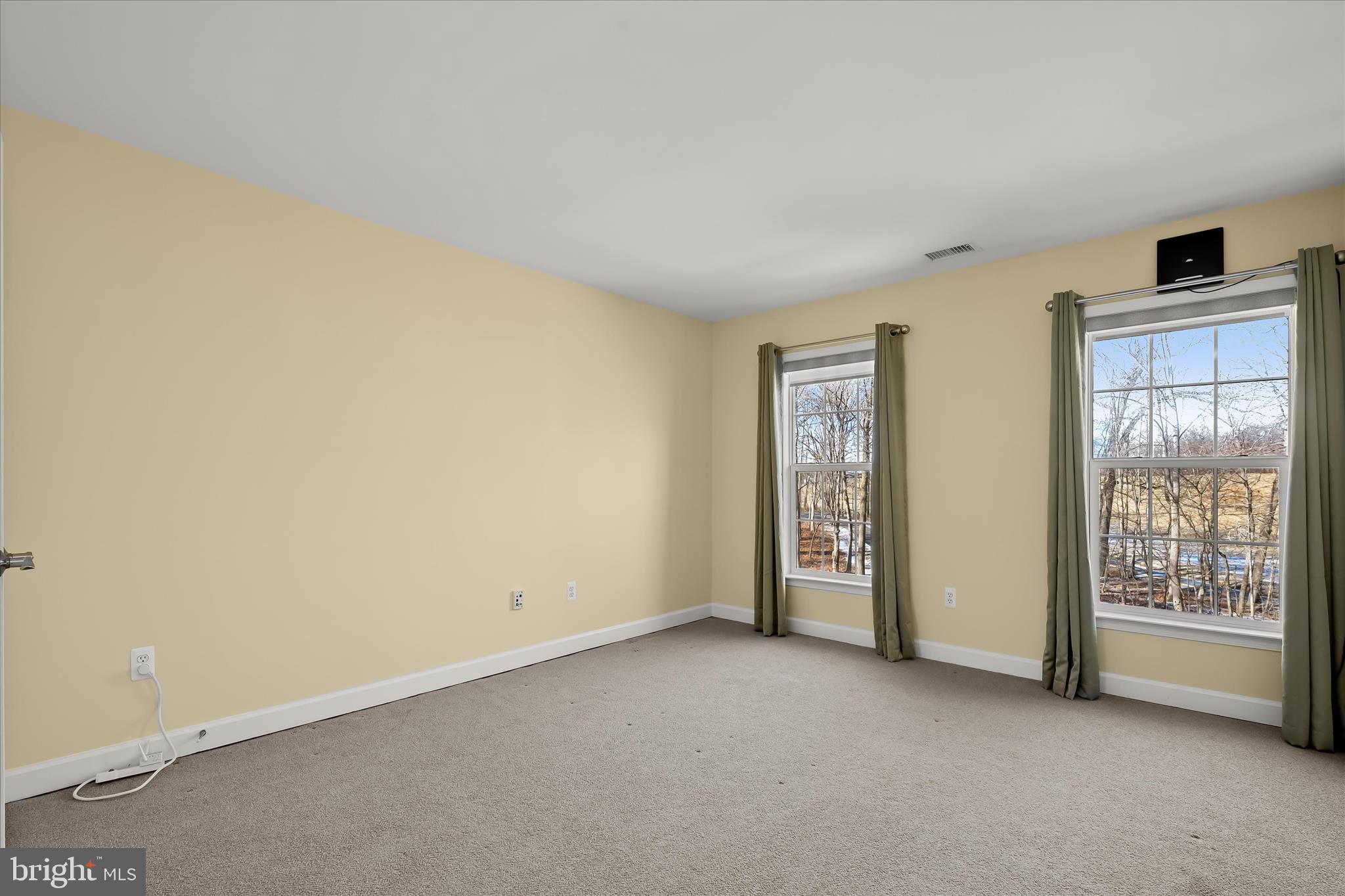 15101 Union Chapel Road Woodbine, MD 21797 - Photo 53 of 93 an empty room with windows