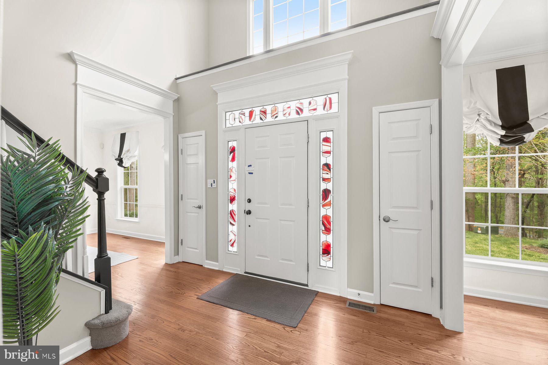 15101 Union Chapel Road Woodbine, MD 21797 - Photo 6 of 95 2 story foyer