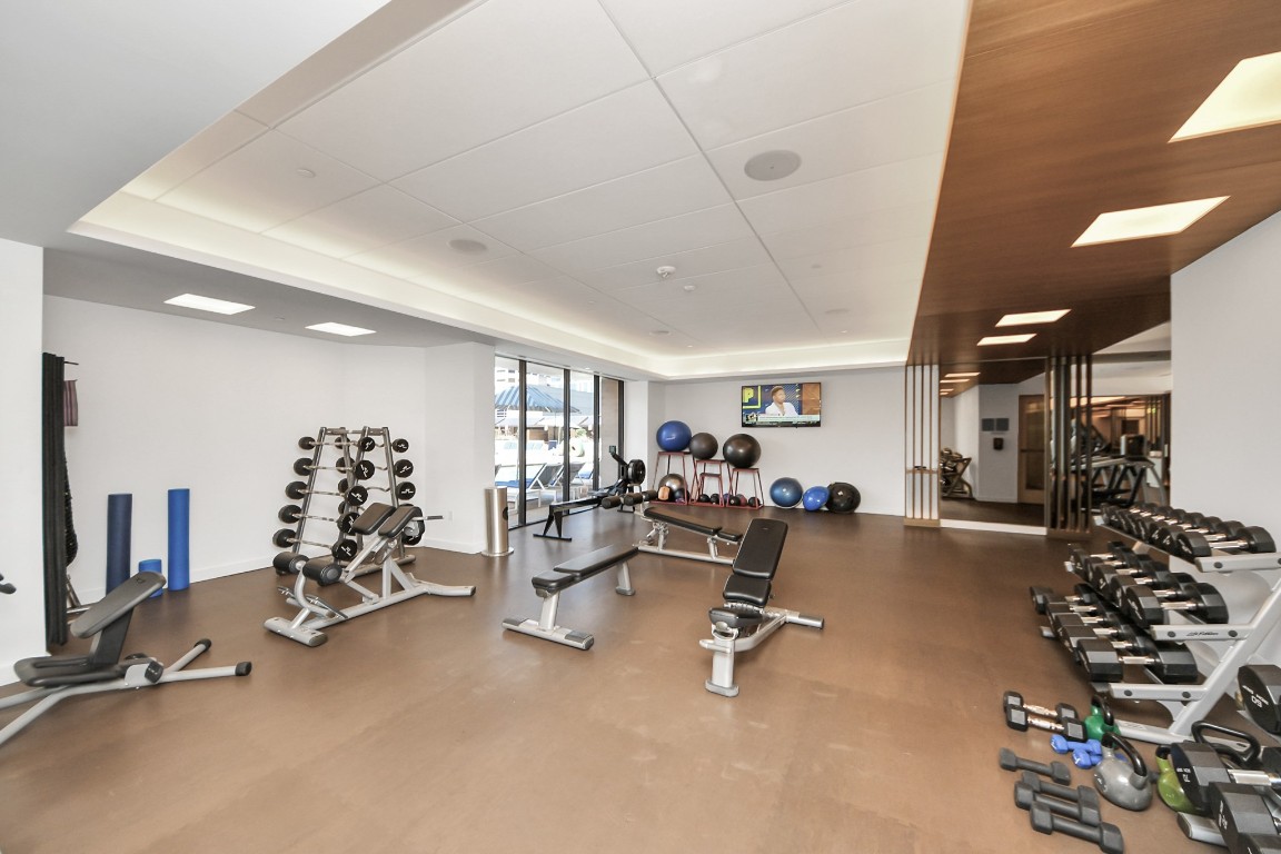 1300 Lamar Street, Unit T3 Houston, TX 77010 - Photo 49 of 49 a view of a room with gym equipment