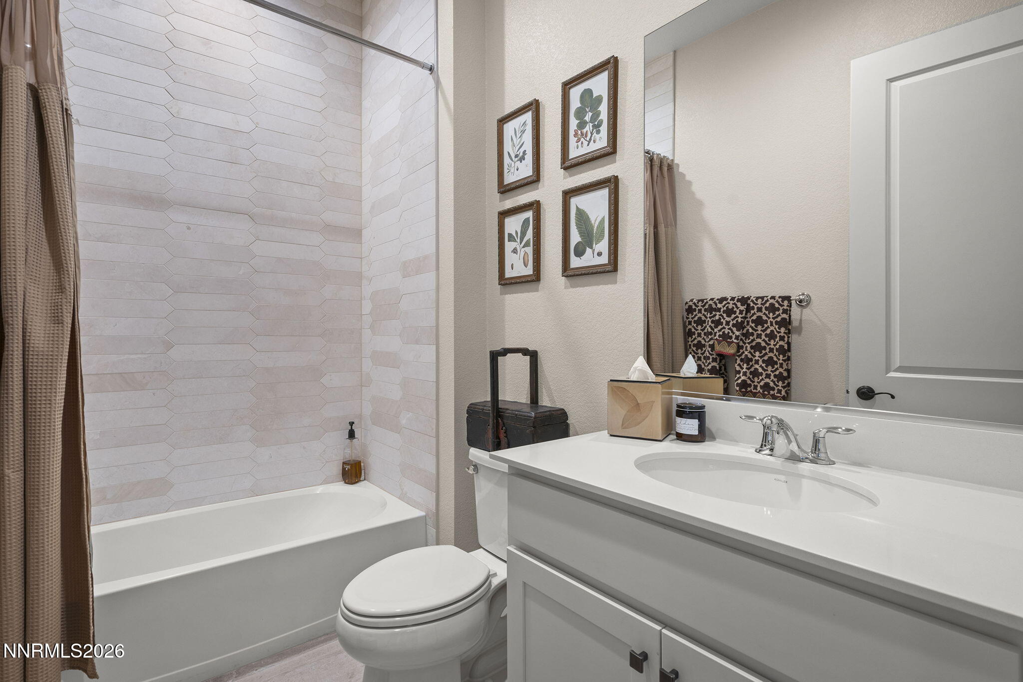 2268 Paint Horse Drive Reno, NV 89521 - Photo 19 of 27 20-web-or-mls-_DSC0037