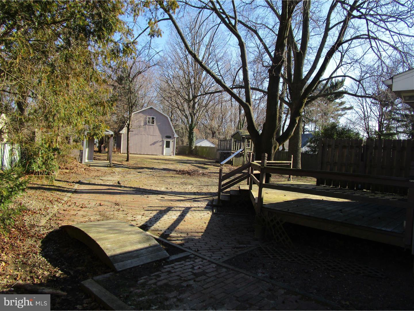 618 Clements Bridge Road Barrington, NJ 08007 - Photo 15 of 23