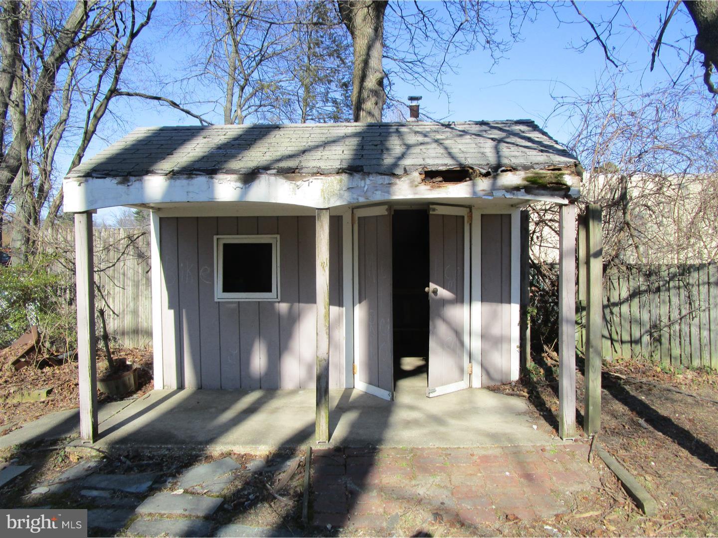 618 Clements Bridge Road Barrington, NJ 08007 - Photo 17 of 23