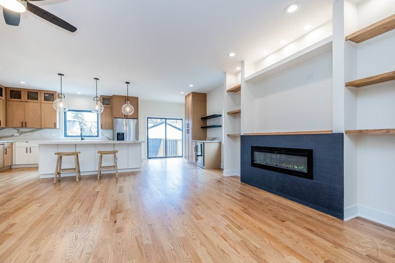 2247 South 6th Avenue North Riverside, IL 60546 - Photo 12 of 57