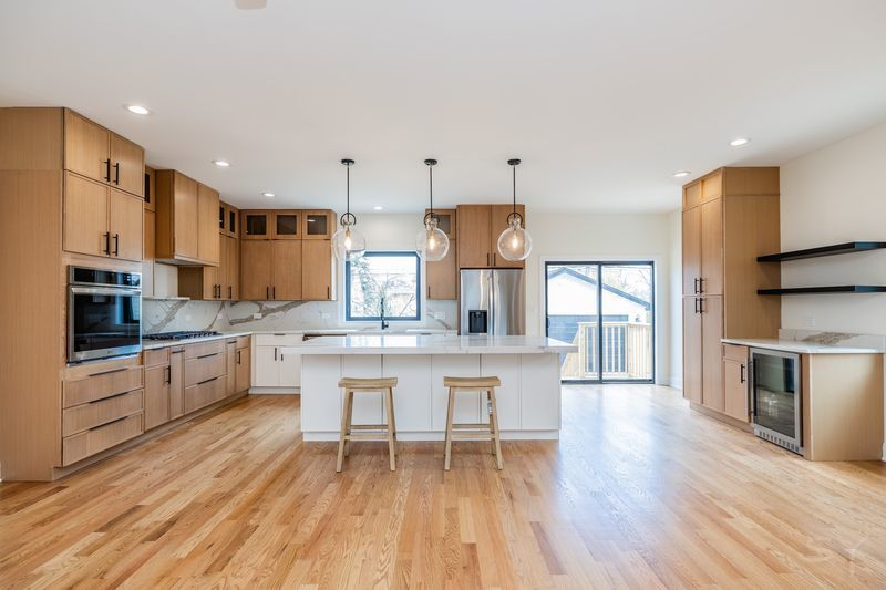 2247 South 6th Avenue North Riverside, IL 60546 - Photo 14 of 57