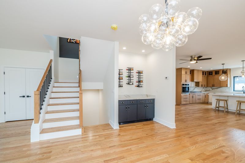 2247 South 6th Avenue North Riverside, IL 60546 - Photo 7 of 57