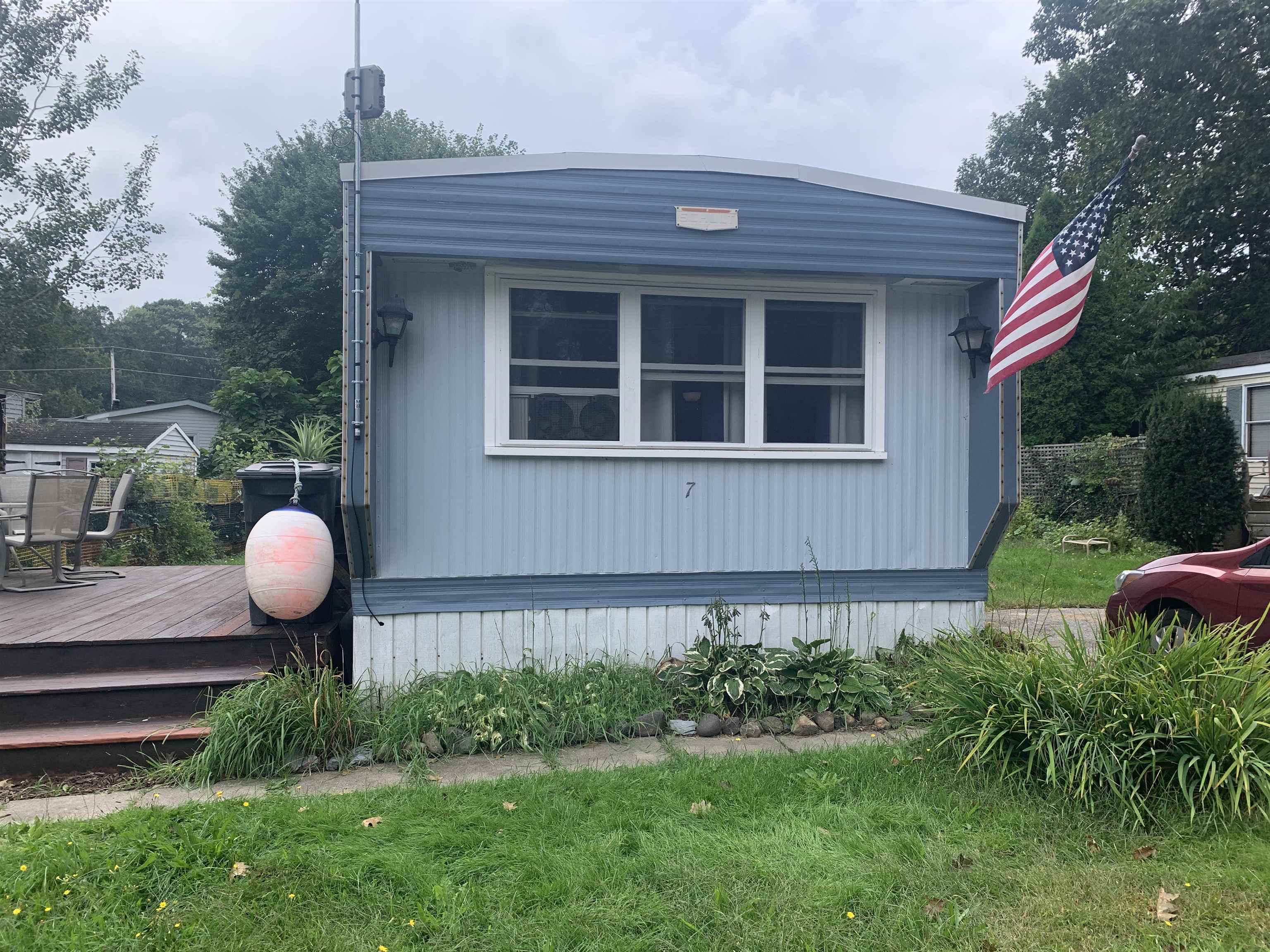 7 Cherry Street Exeter, NH 03833 - Photo 2 of 21