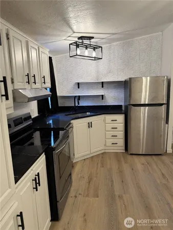 $164,999 | 12117 126th St Court East, Unit 5, Puyallup, WA 98374