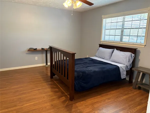 $1,075 | 21013 Highland Lake Drive, Unit D93, Lago Vista, TX 78645