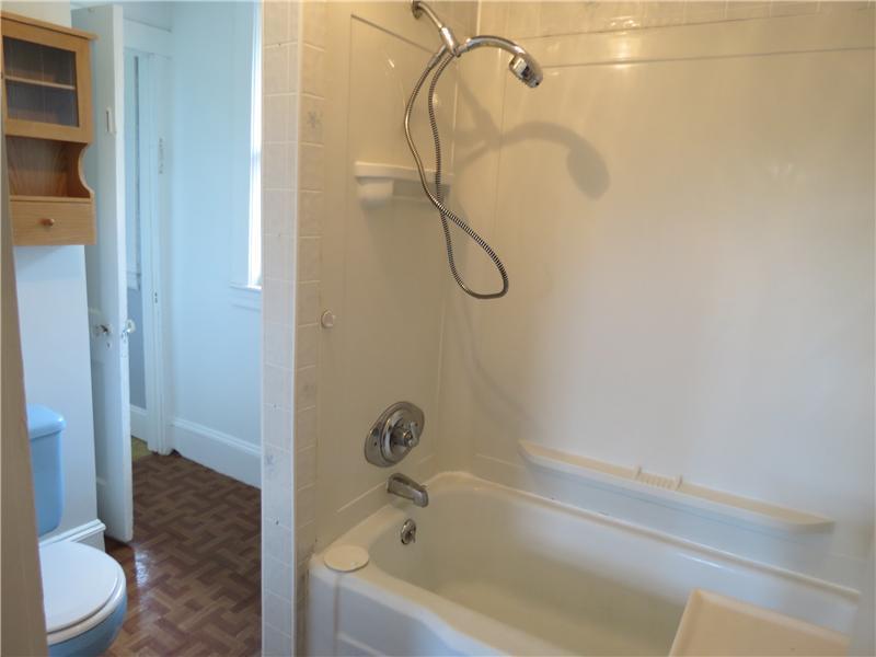 128 River Road Chelsea, ME 04330 - Photo 10 of 15 Bathroom.
