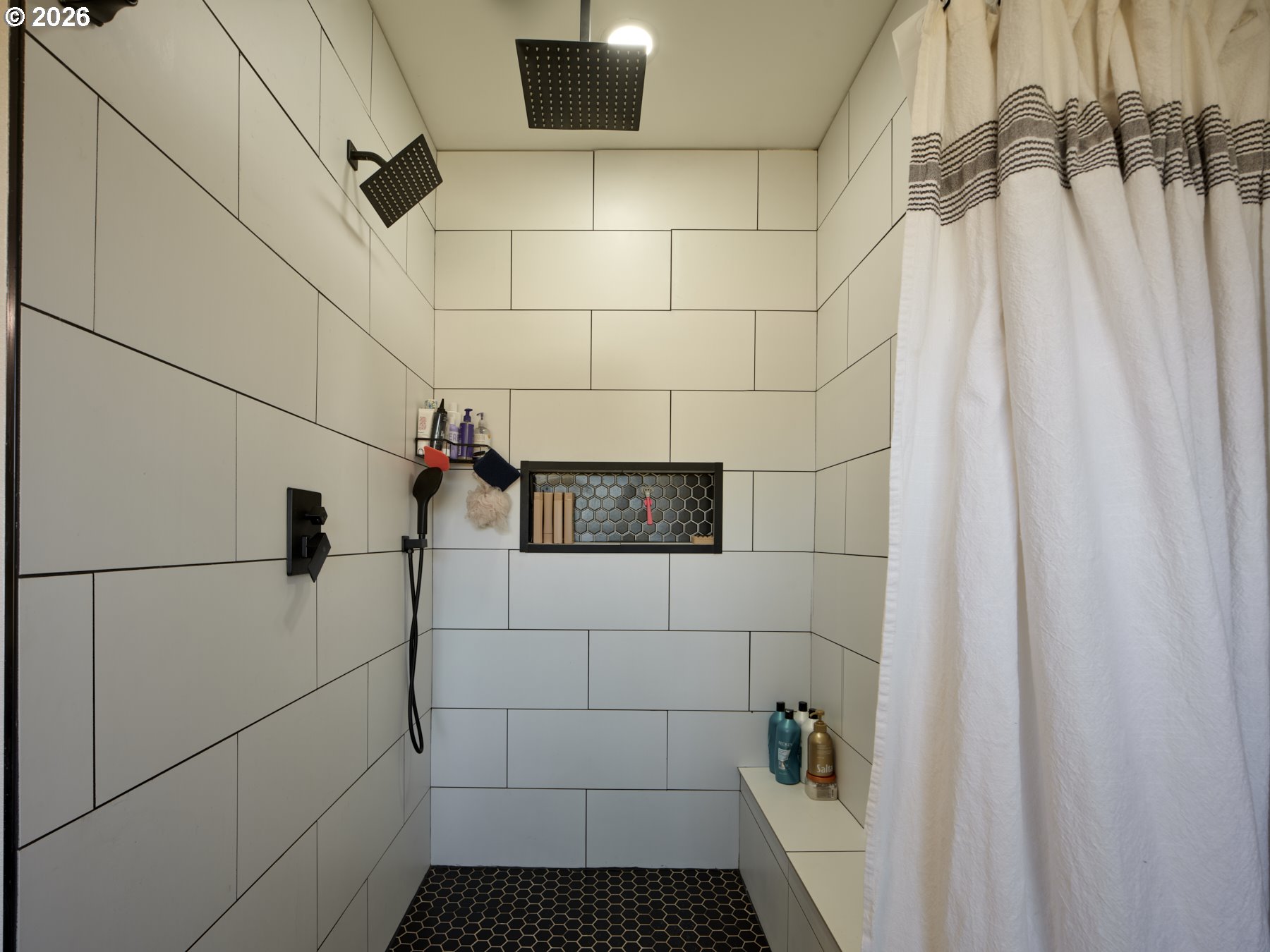 422 Park Road Winlock, WA 98596 - Photo 28 of 48 Primary Bedroom