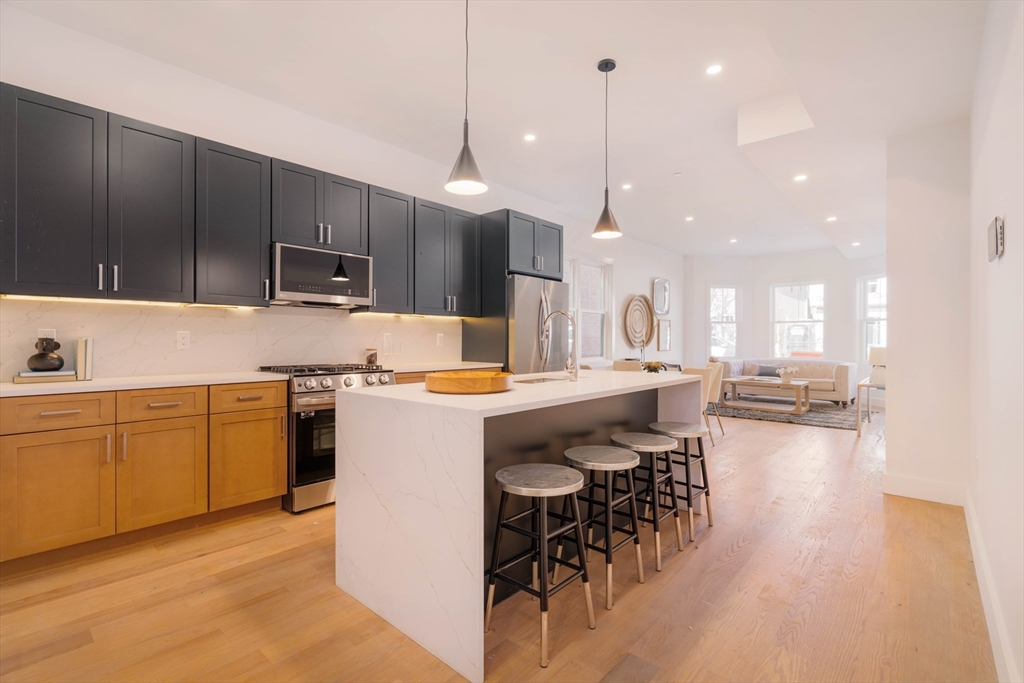 231 Everett Street, Unit 101 Boston, MA 02128 - Photo 5 of 28
