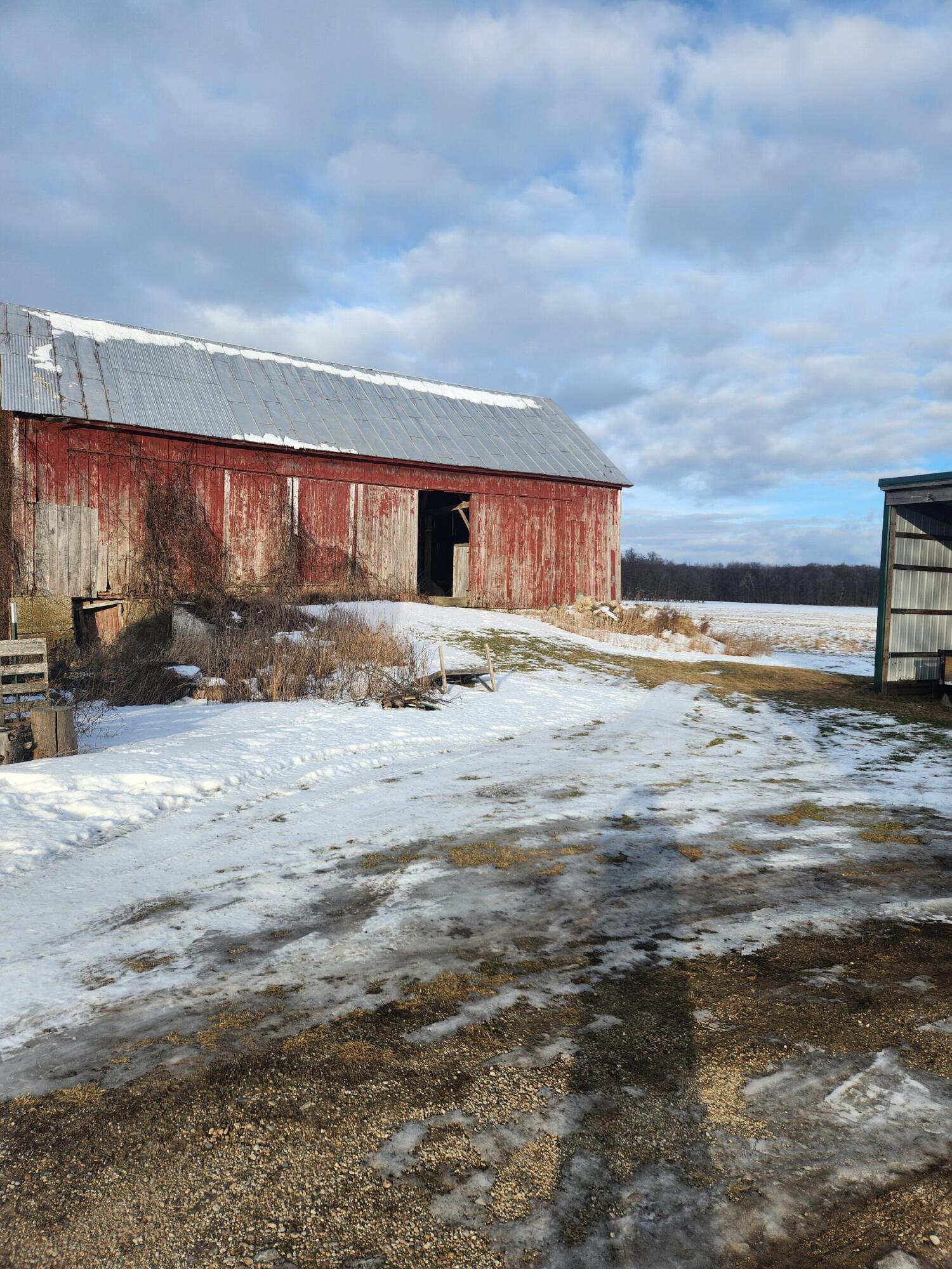 2409 Andres Road Belding, MI 48809 - Photo 19 of 19 barn