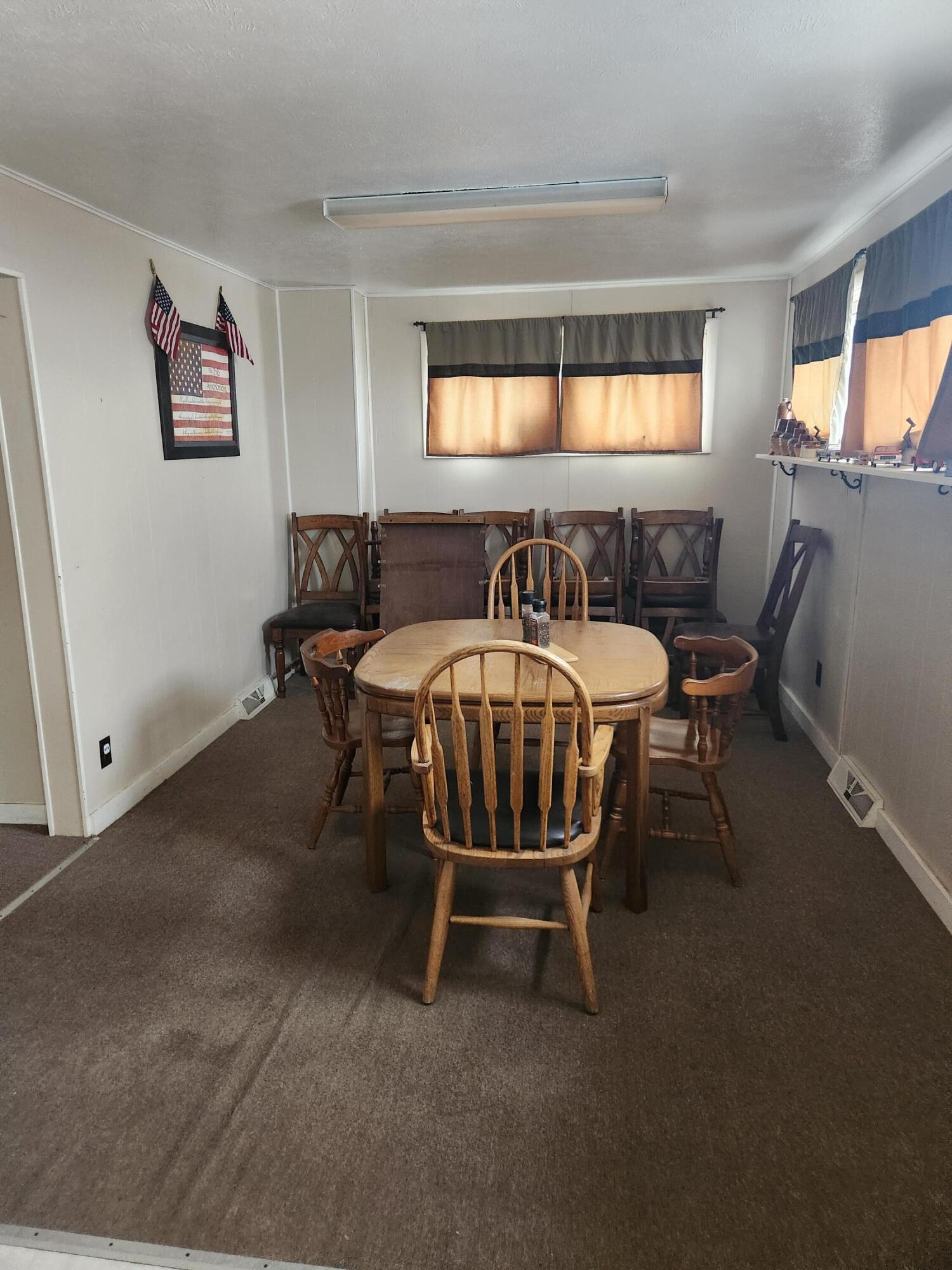 2409 Andres Road Belding, MI 48809 - Photo 5 of 19 dining area