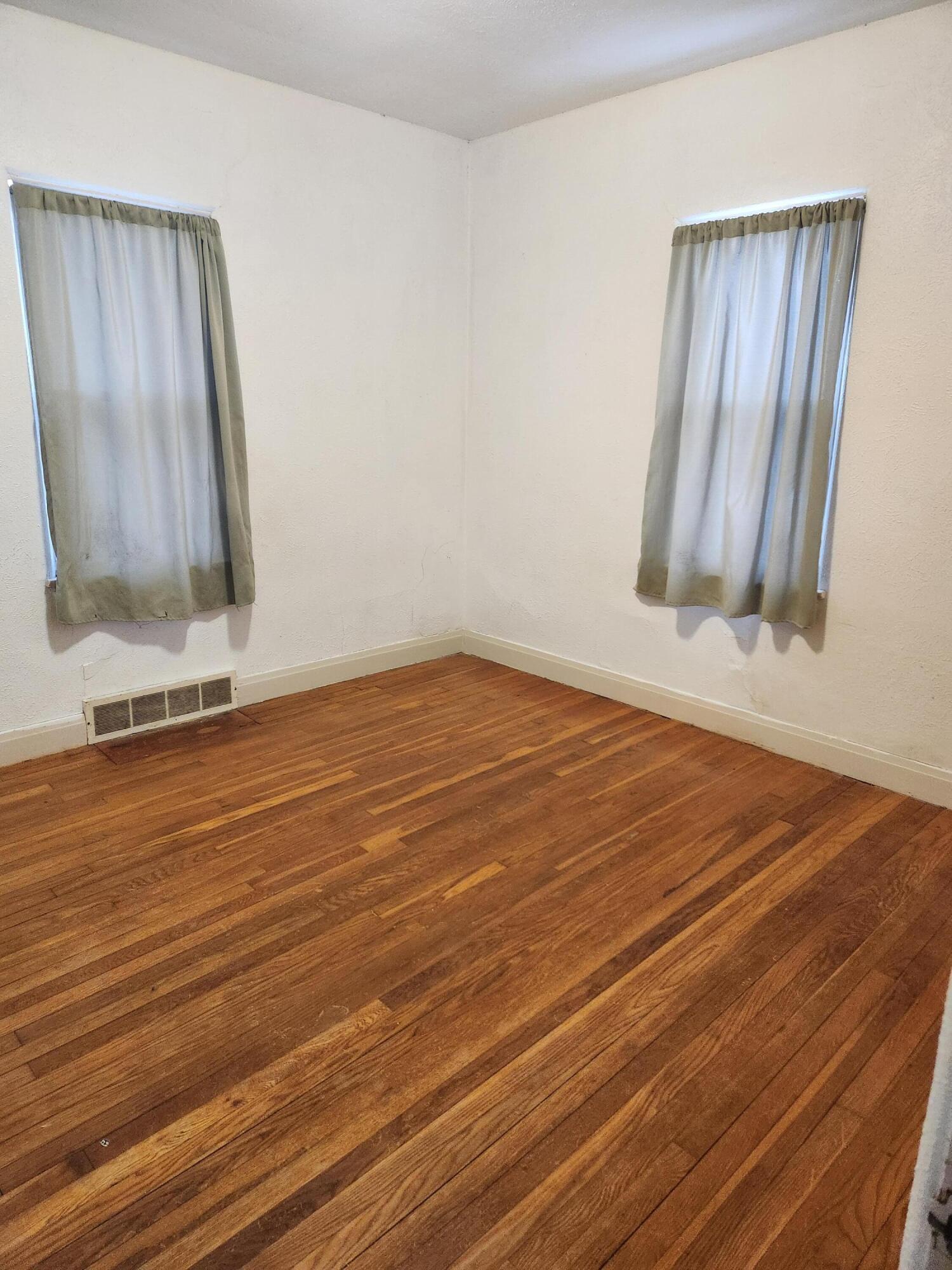 2409 Andres Road Belding, MI 48809 - Photo 6 of 19 bedroom 1