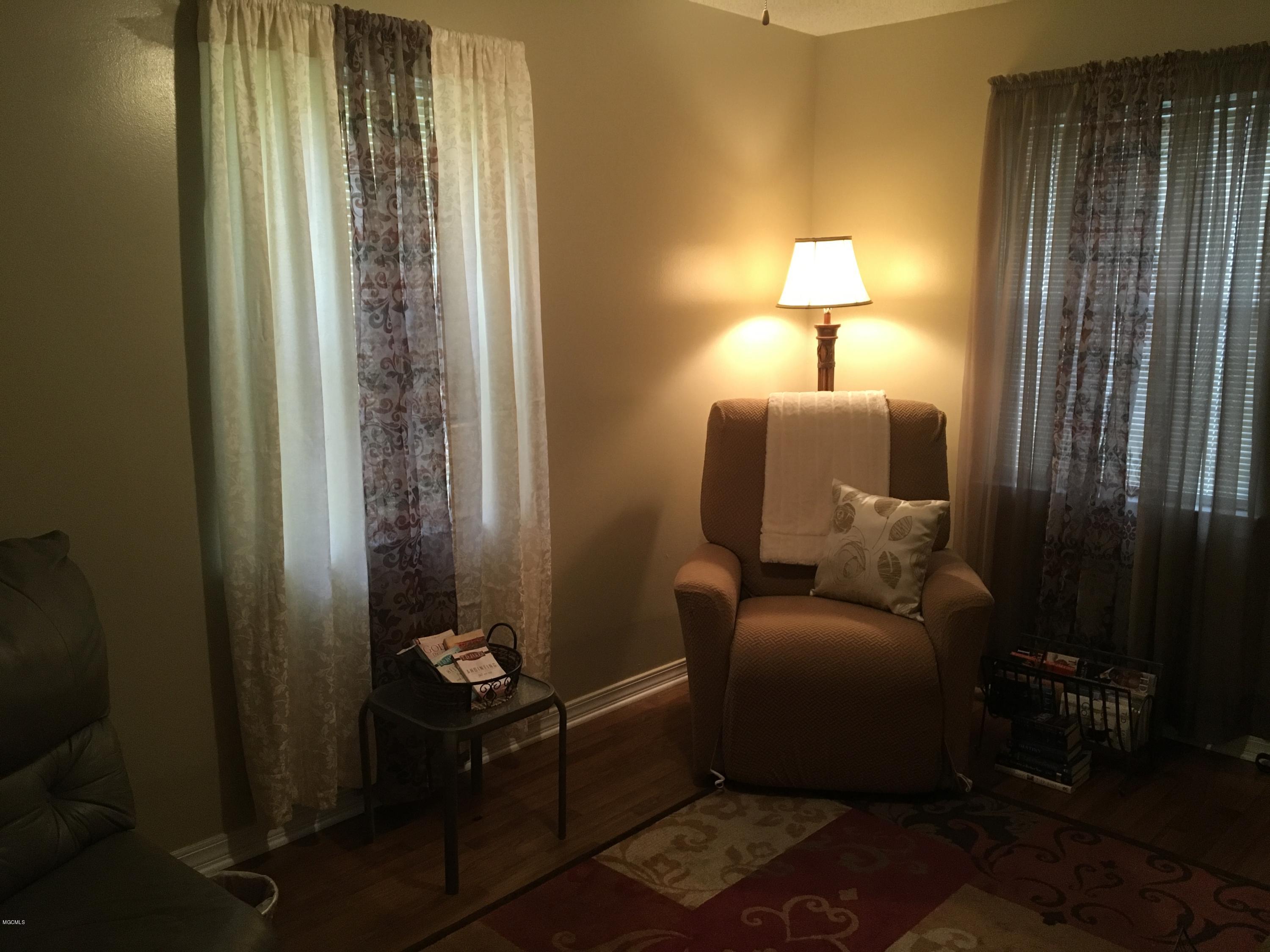 3208 Seabass Road Gautier, MS 39553 - Photo 4 of 17 Bonus Room