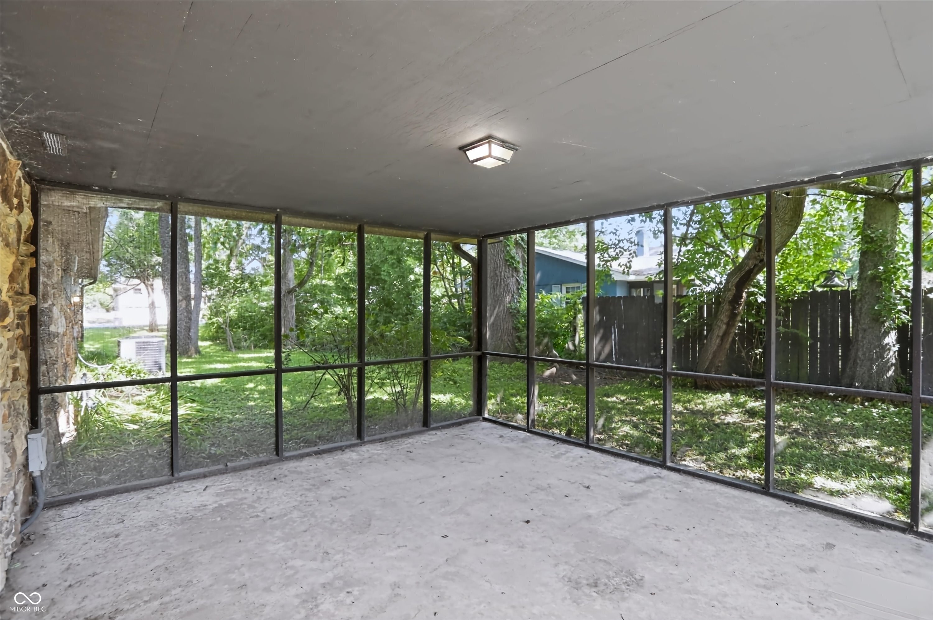 803 Park Road Anderson, IN 46011 - Photo 9 of 48