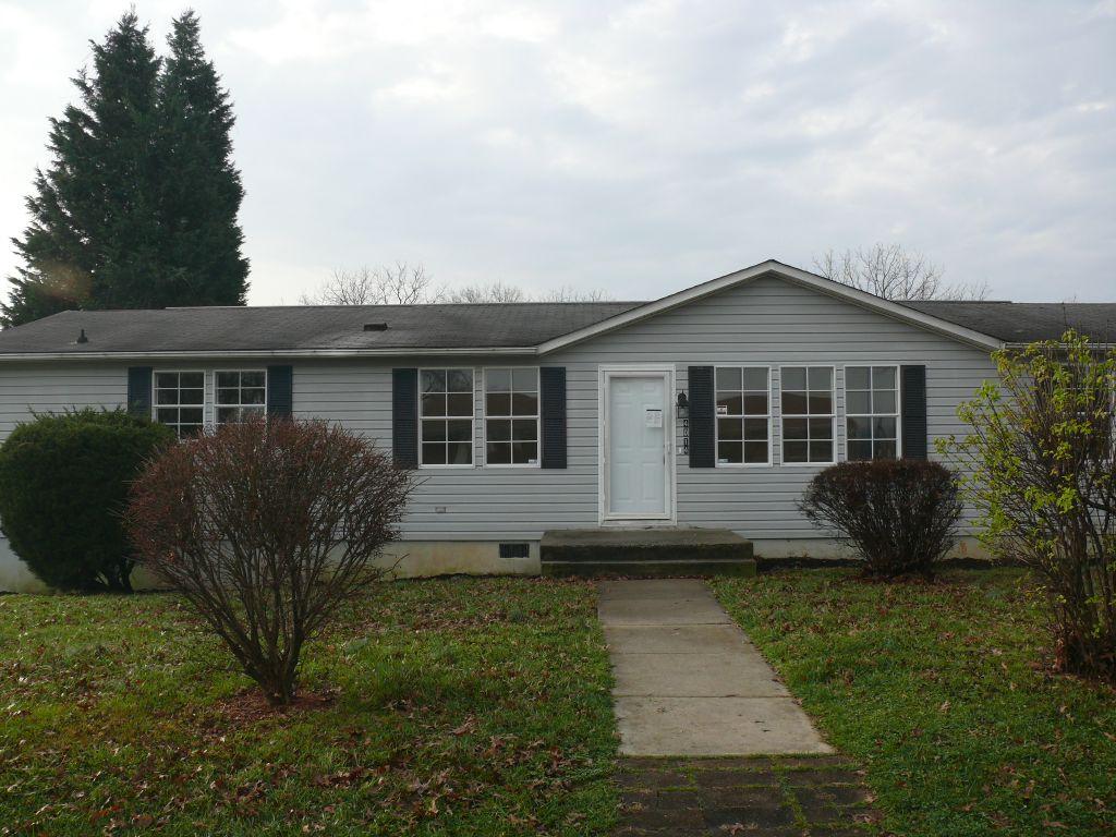 4014 High Acres Road Northwest Roanoke, VA 24017 - Photo 4 of 25 2015-12-29 22.10.31