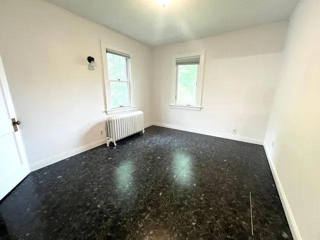 $1,850 | 715 2nd Street Northwest, Rochester, MN 55901