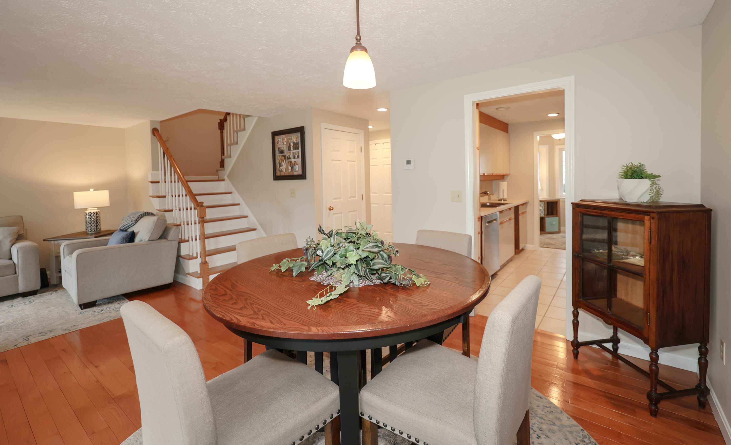 378 Winding Pond Road Londonderry, NH 03053 - Photo 5 of 46