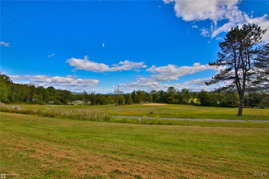 5831 Vera Cruz Road Center Valley, PA 18034 - Photo 21 of 49 Gallery Image 21