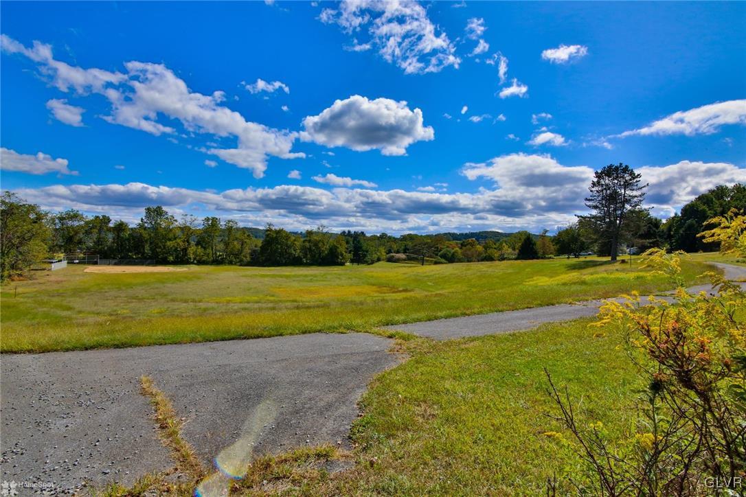 5831 Vera Cruz Road Center Valley, PA 18034 - Photo 24 of 49 Gallery Image 24