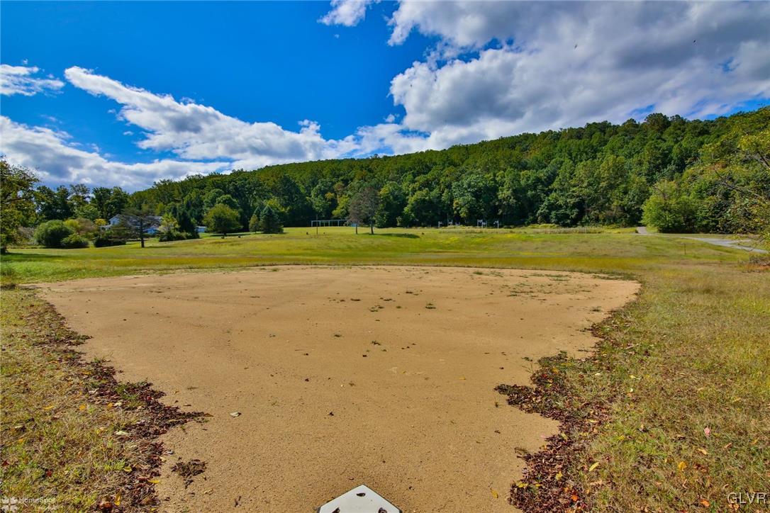 5831 Vera Cruz Road Center Valley, PA 18034 - Photo 28 of 49 Gallery Image 28