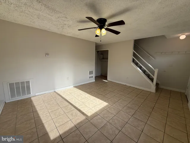 $1,795 | 733 Bellows Avenue, Fredericksburg, VA 22405