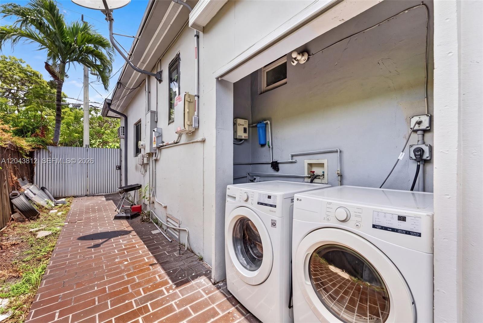 2360 Southwest 2nd Street Miami, FL 33135 - Photo 23 of 26