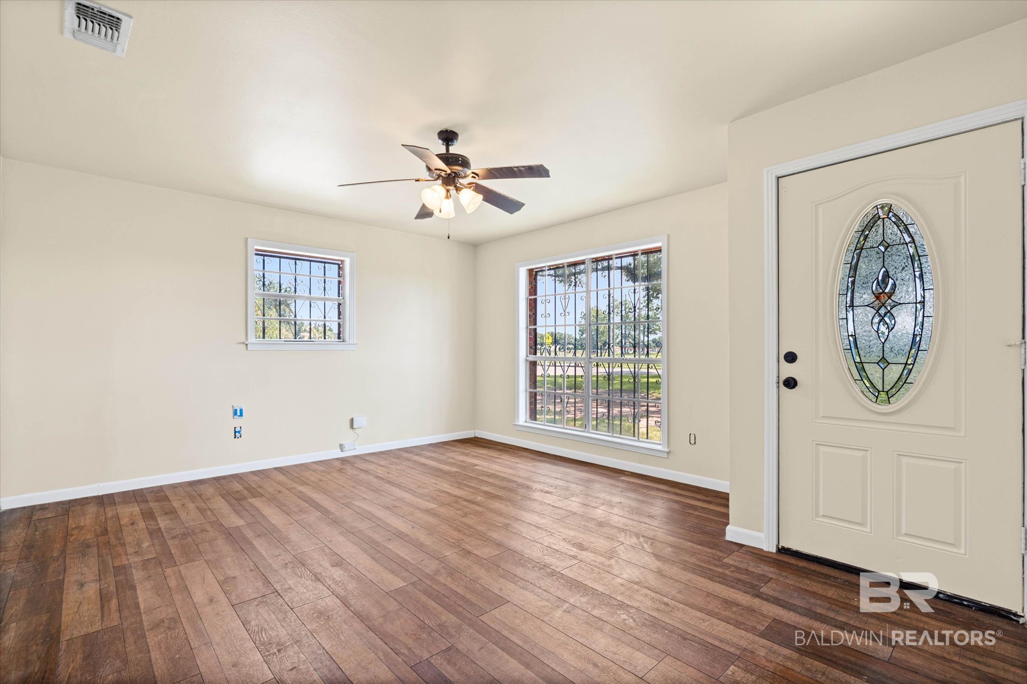400 9th Avenue Foley, AL 36535 - Photo 3 of 21 Gallery Image 3