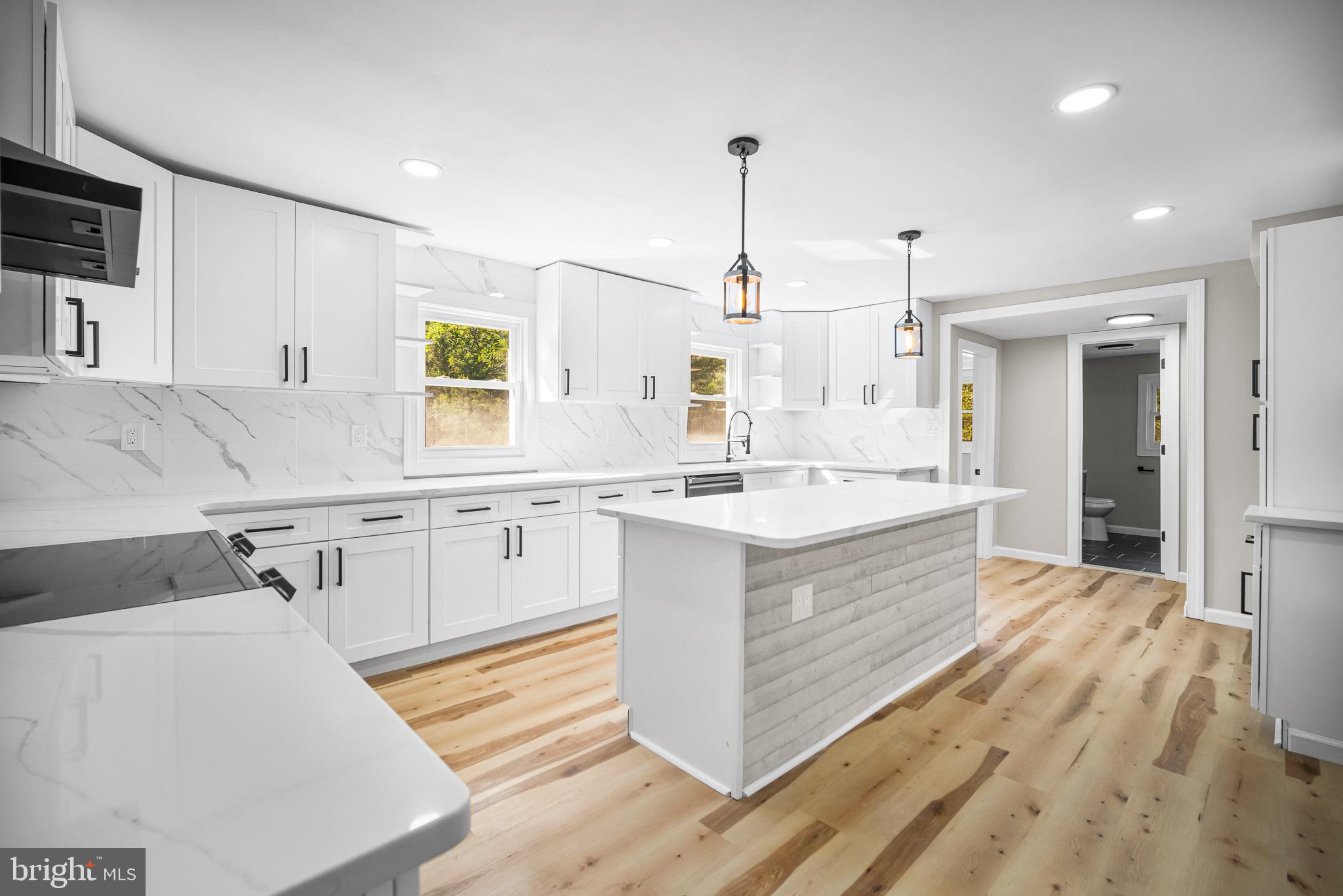 246 11th Street Williamstown, NJ 08094 - Photo 11 of 28