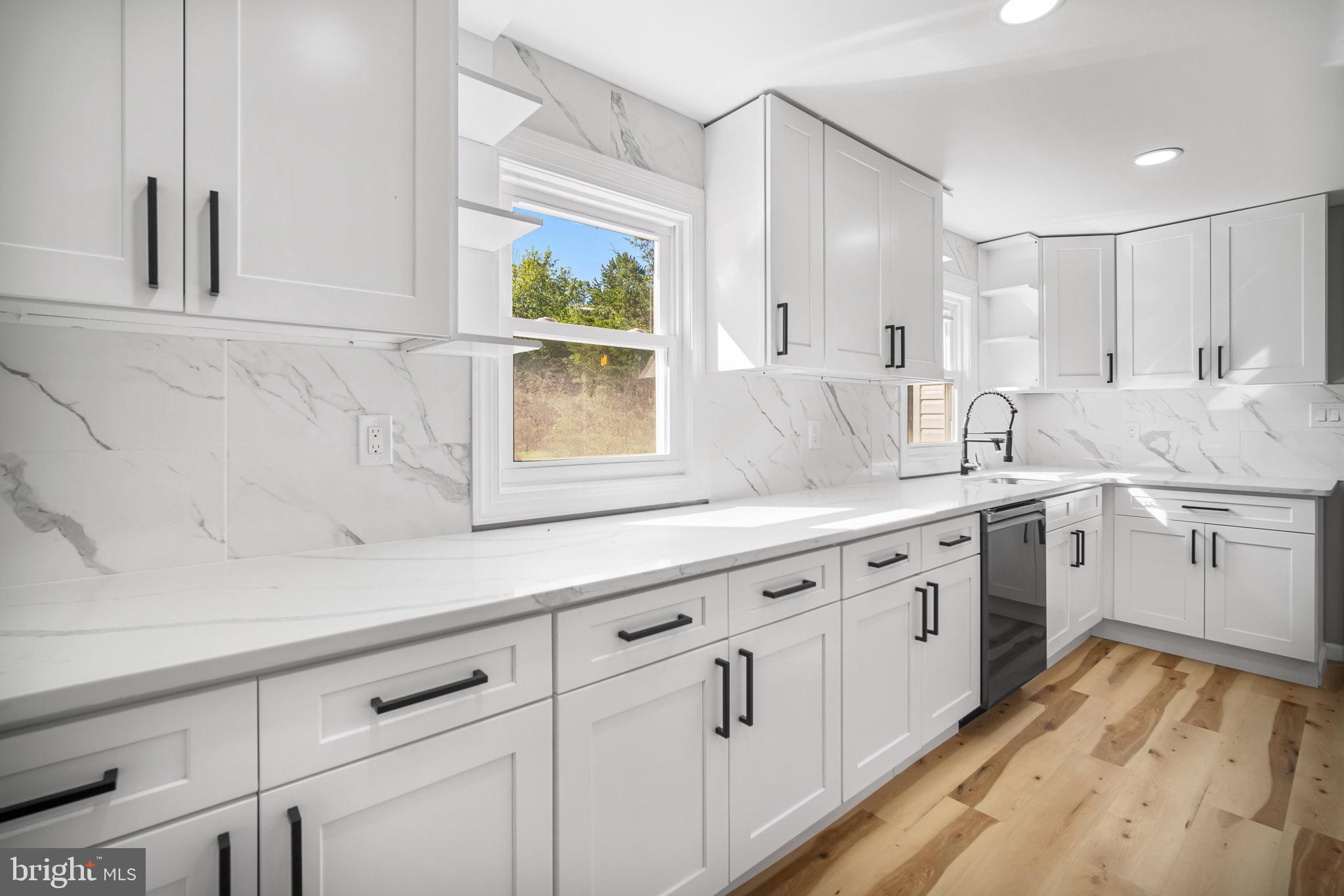 246 11th Street Williamstown, NJ 08094 - Photo 14 of 28